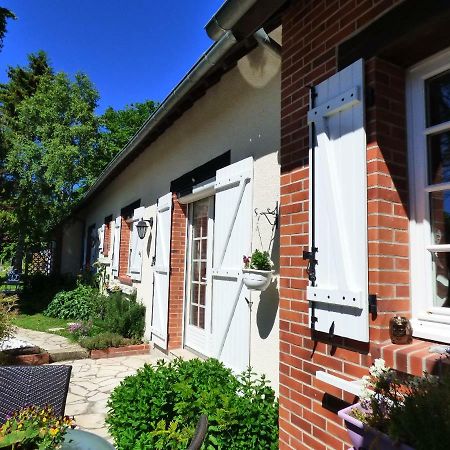Chambres D'Hotes Les Muscaris Feins-en-Gatinais Екстер'єр фото